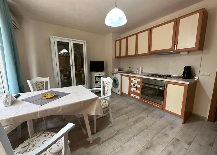 Апартаменты Shishkova Garden *